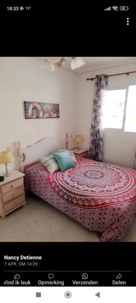 2 soverom Leilighet til leie i La Mata med svømmebasseng - € 650 (Ref: 10187581)