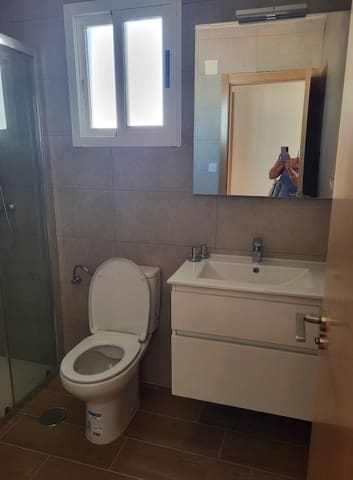 2 chambre Appartement à vendre à Punta Prima, Orihuela avec piscine garage - 178 500 € (Ref: 9210447)