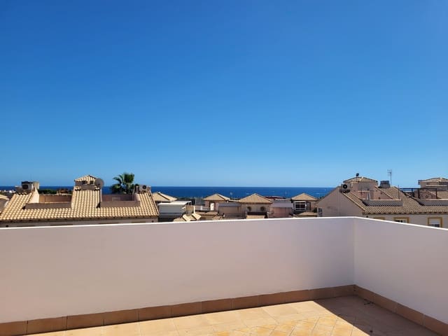 2 chambre Appartement à vendre à Punta Prima, Orihuela avec piscine garage - 178 500 € (Ref: 9210447)
