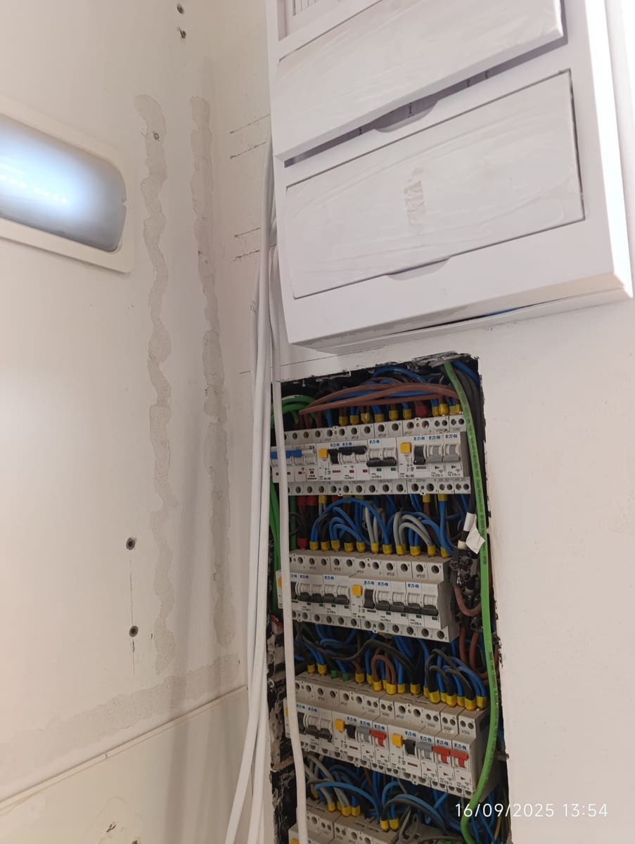 Commercial for sale in Campoamor - € 26,500 (Ref: 9308748)