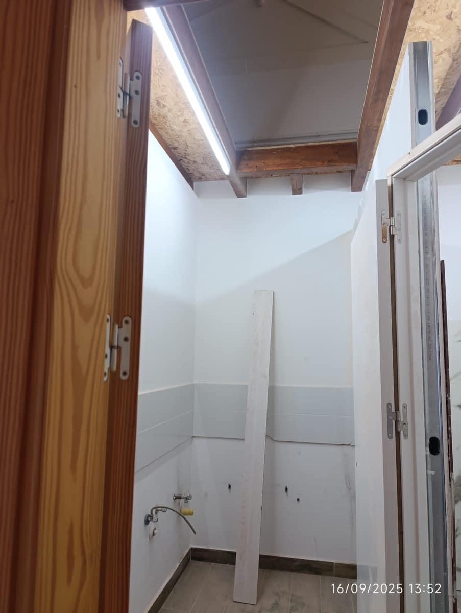 Commercial for sale in Campoamor - € 26,500 (Ref: 9308748)