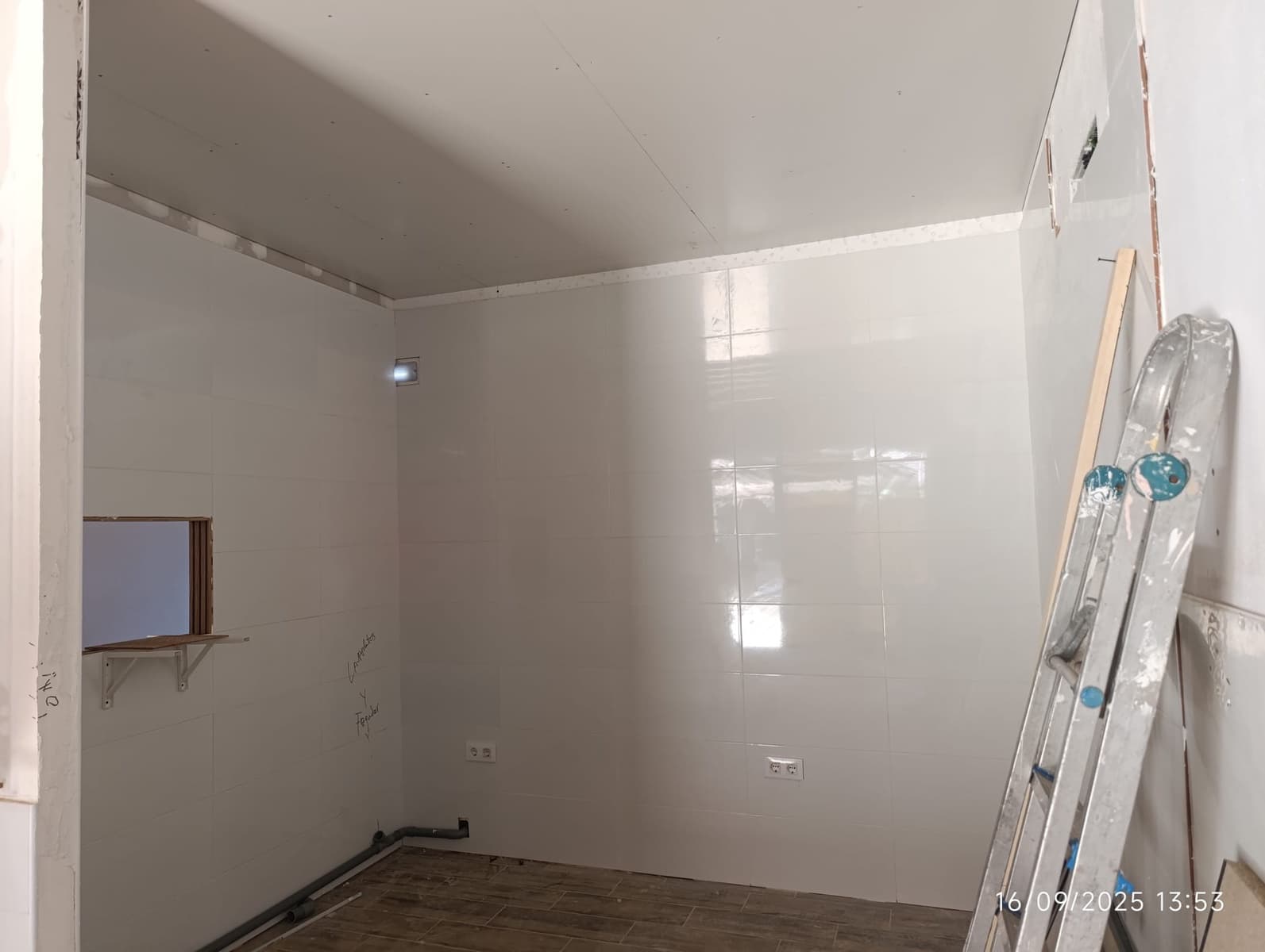 Commercial for sale in Campoamor - € 26,500 (Ref: 9308748)