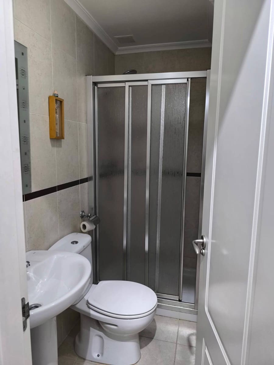 2 bedroom Apartment for rent in Jacarilla with pool garage - € 700 (Ref: 9441576)