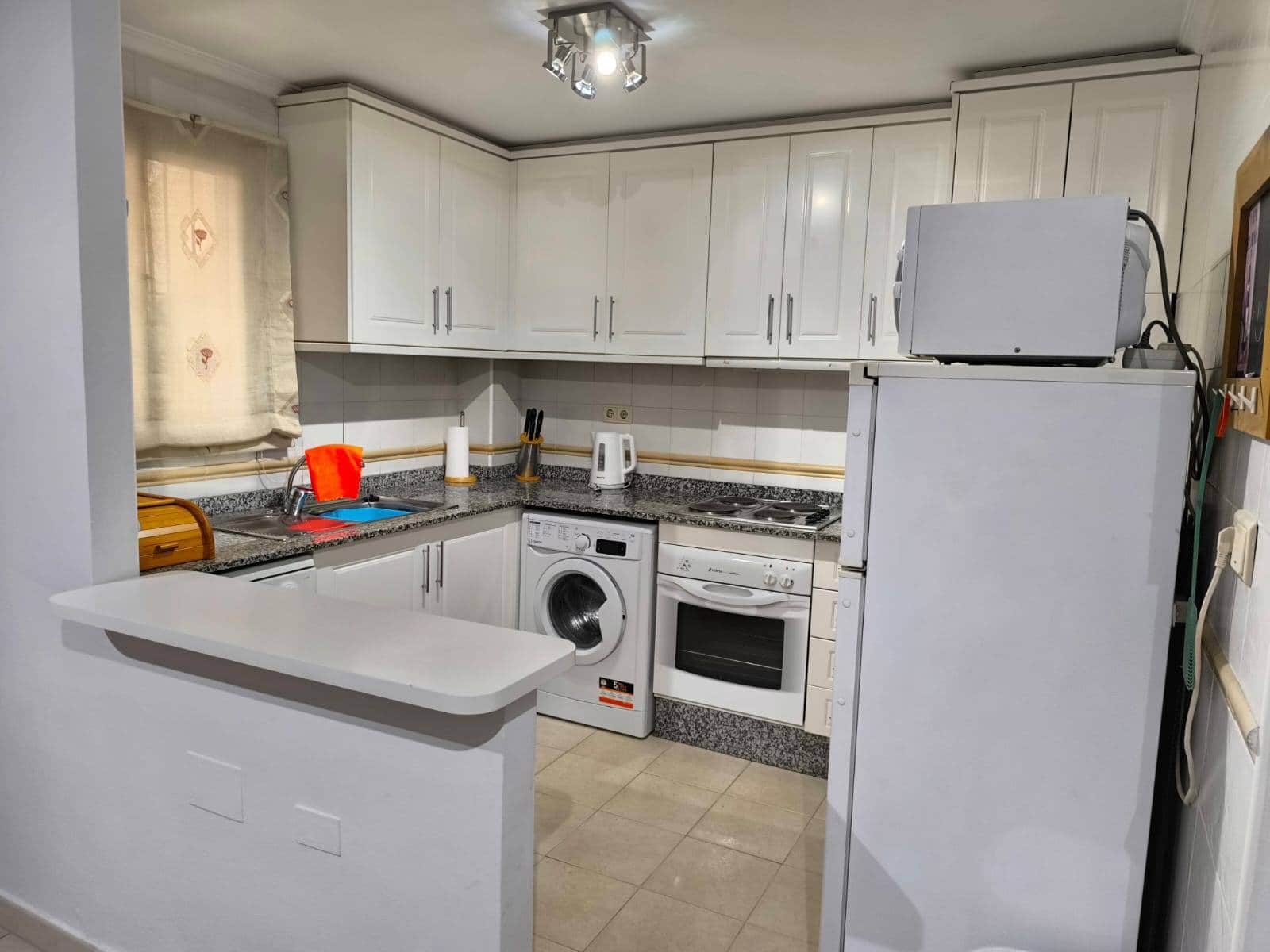 2 bedroom Apartment for rent in Jacarilla with pool garage - € 700 (Ref: 9441576)