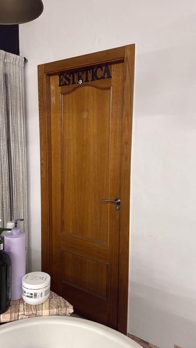 Comercial para venda em Torrevieja - 45 000 € (Ref: 9720356)