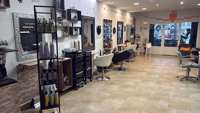 Comercial para venda em Torrevieja - 45 000 € (Ref: 9720356)