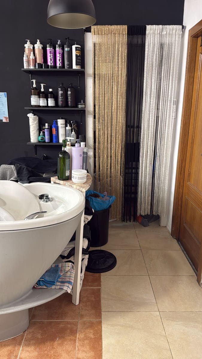 Comercial para venda em Torrevieja - 45 000 € (Ref: 9720356)