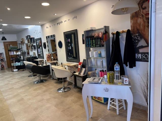 Comercial para venda em Torrevieja - 45 000 € (Ref: 9720356)