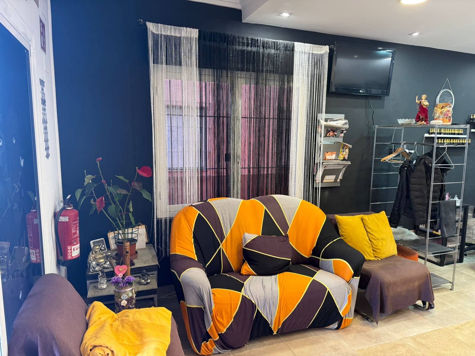 Comercial para venda em Torrevieja - 45 000 € (Ref: 9720356)