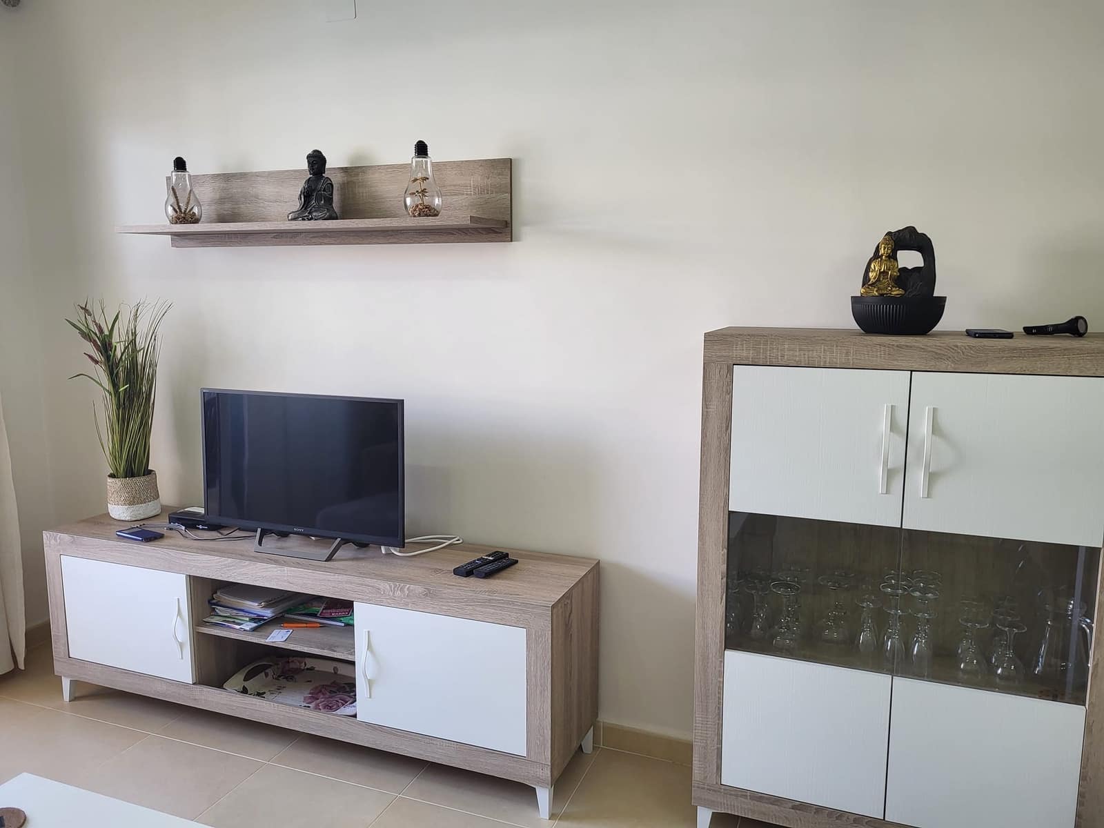 Apartamento de 2 habitaciones en Alicante / Alacant ciudad en alquiler con piscina garaje - 650 € (Ref: 9733425)