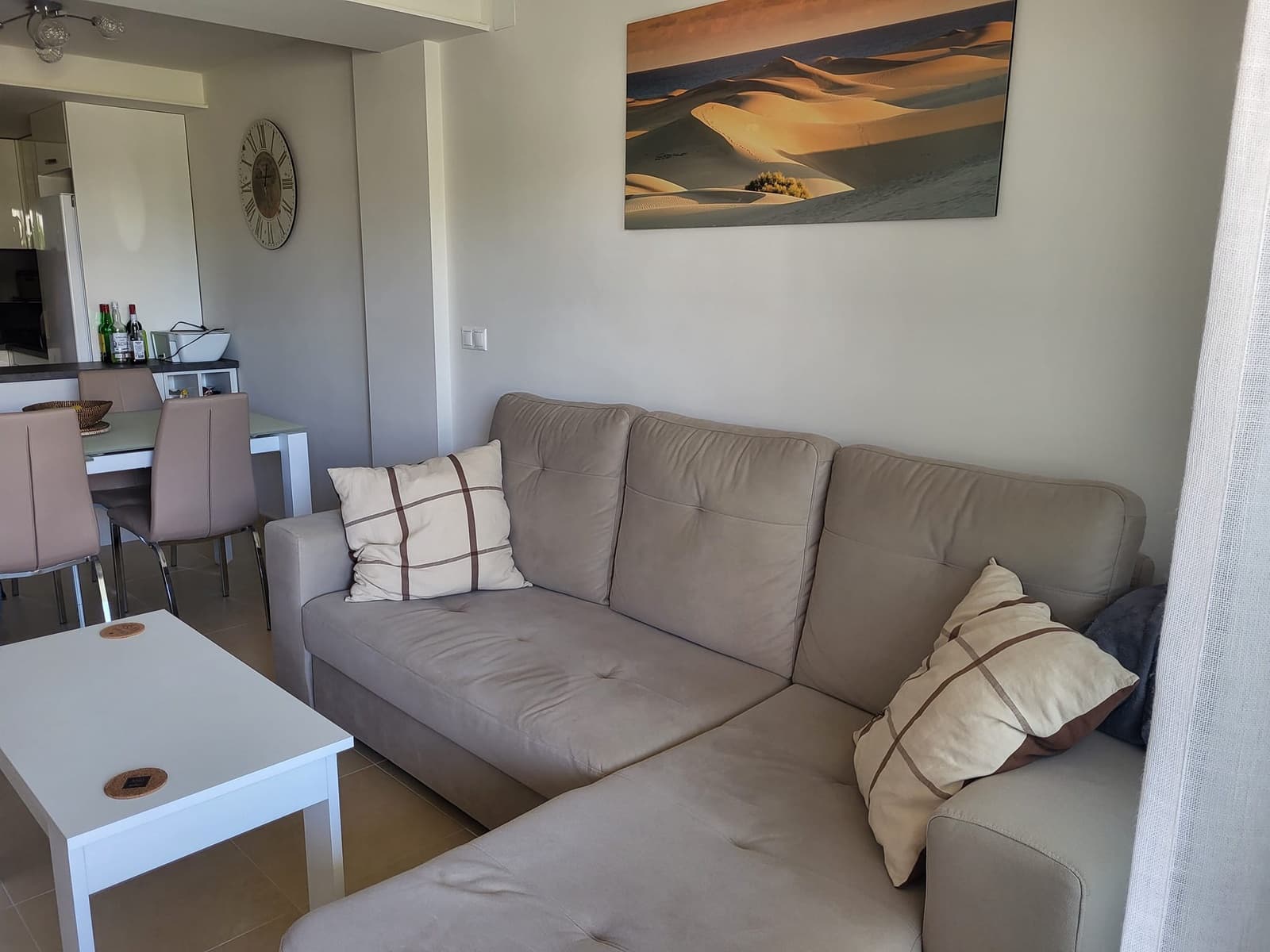 Apartamento de 2 habitaciones en Alicante / Alacant ciudad en alquiler con piscina garaje - 650 € (Ref: 9733425)