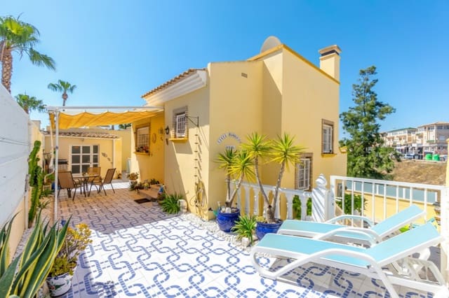 3 slaapkamer Villa te koop in Playa Flamenca, Orihuela met zwembad garage - € 365.000 (Ref: 9736028)