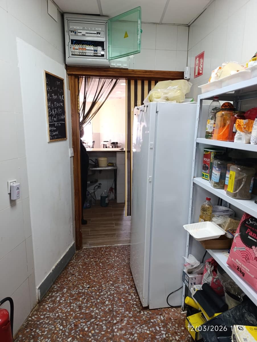 Commercial for sale in San Javier - € 37,000 (Ref: 9745911)