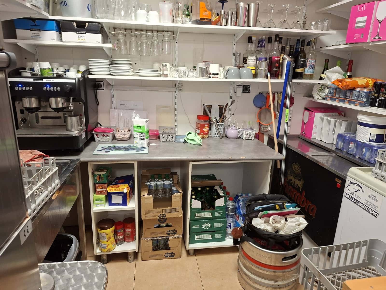 Commercieel te koop in Orihuela Costa - € 74.000 (Ref: 9778570)