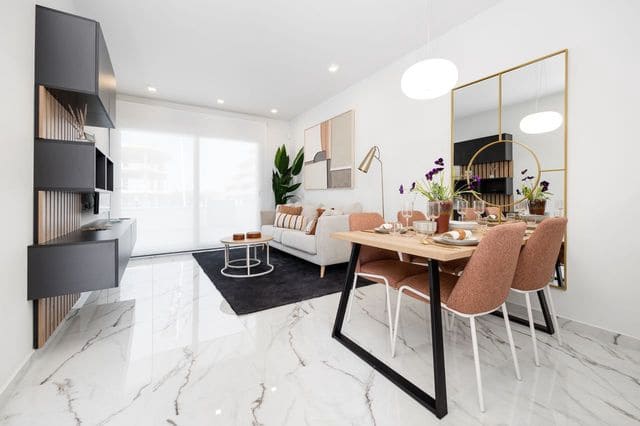 2 quarto Apartamento para venda em San Miguel de Salinas com piscina garagem - 224 000 € (Ref: 9799988)