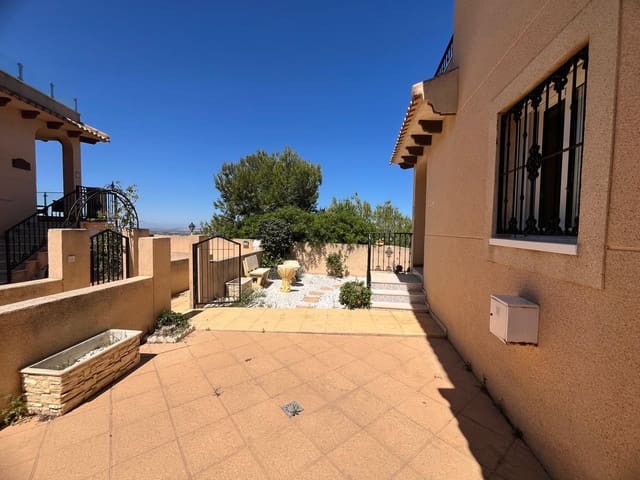 3 soverom Bungalow til salgs i Villamartin, Orihuela med svømmebasseng - € 218 999 (Ref: 9888340)