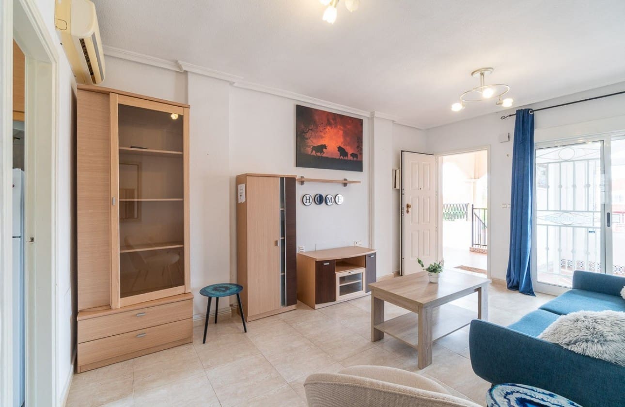 2 Zimmer Apartment zu verkaufen in Orihuela mit Pool - 150.000 € (Ref: 9909017)