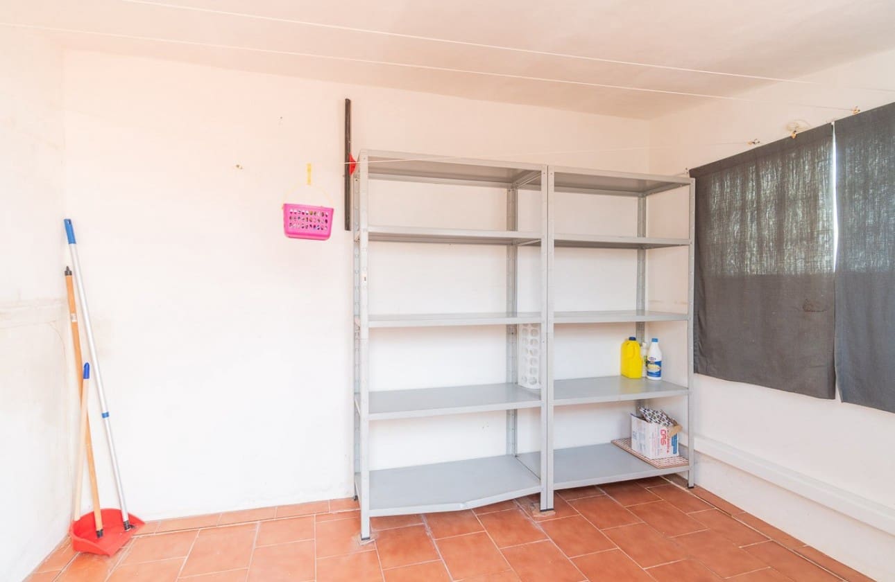 2 Zimmer Apartment zu verkaufen in Orihuela mit Pool - 150.000 € (Ref: 9909017)