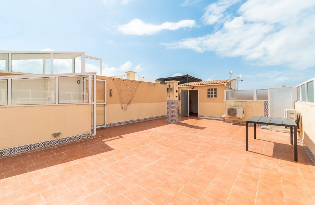 2 Zimmer Apartment zu verkaufen in Orihuela mit Pool - 150.000 € (Ref: 9909017)