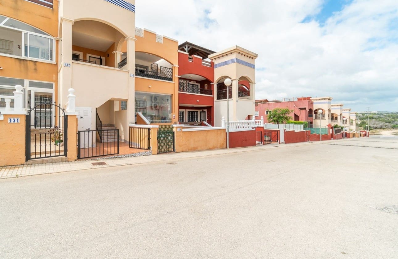 2 Zimmer Apartment zu verkaufen in Orihuela mit Pool - 150.000 € (Ref: 9909017)