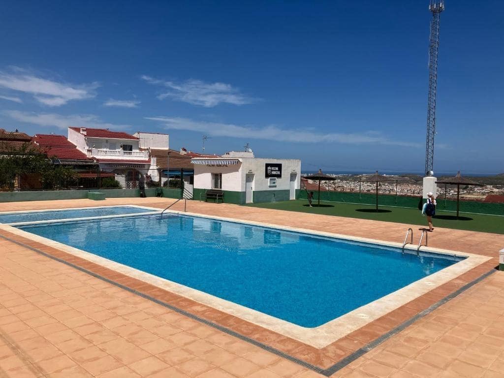 Flat for sale in Ciudad Quesada with pool - € 84,900 (Ref: 9914764)