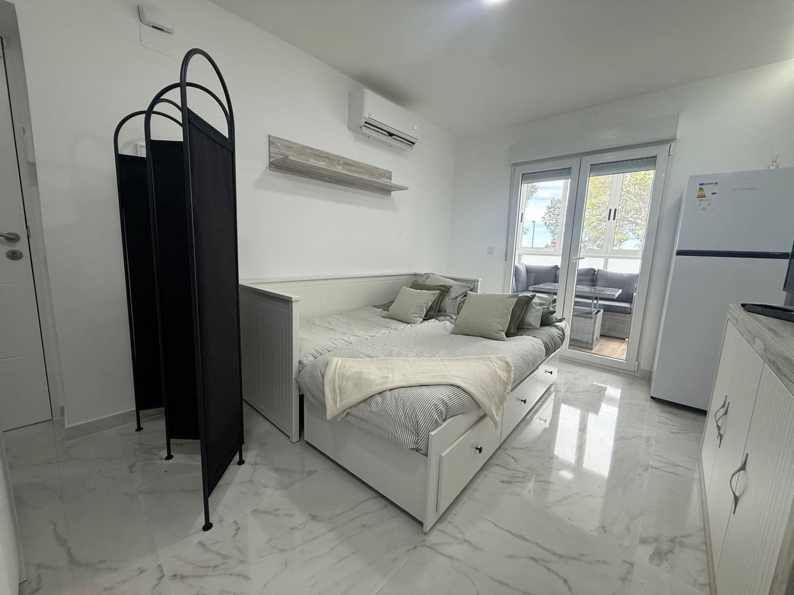 Flat for sale in Ciudad Quesada with pool - € 84,900 (Ref: 9914764)