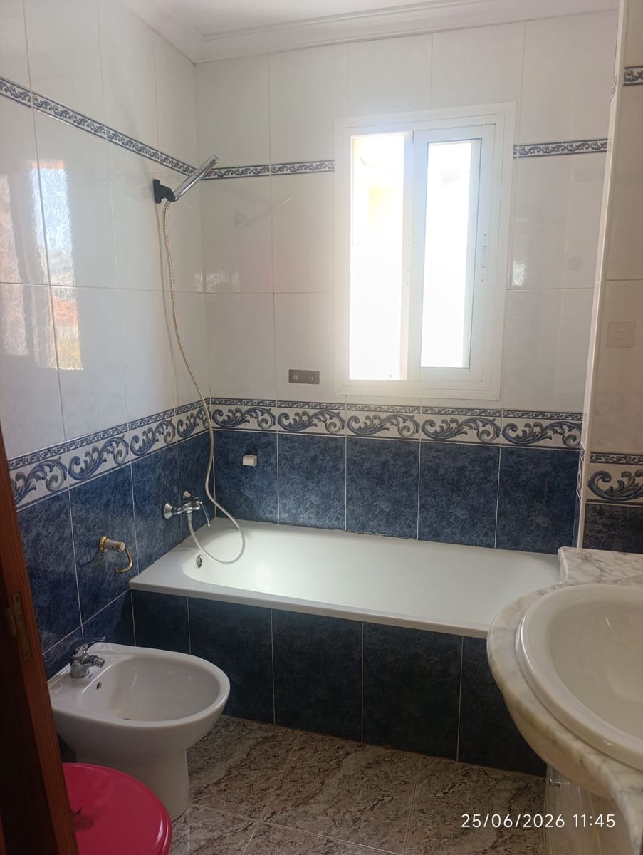 2 Zimmer Apartment zu vermieten in Blue Lagoon mit Pool - 750 € (Ref: 9929973)