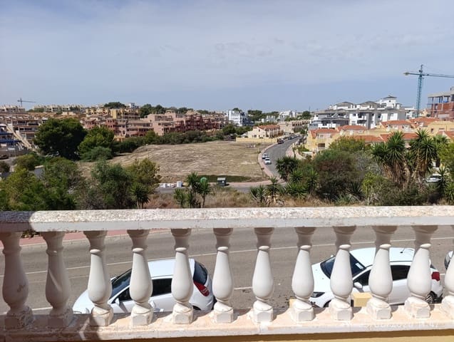 2 Zimmer Apartment zu vermieten in Blue Lagoon mit Pool - 750 € (Ref: 9929973)
