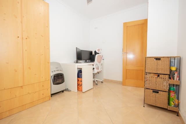 2 soveværelse Byhus til salg i Torrevieja - € 129.900 (Ref: 9943796)