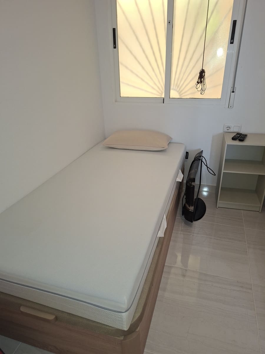 2 bedroom Apartment for sale in Algorfa with pool - € 128,000 (Ref: 9976354)