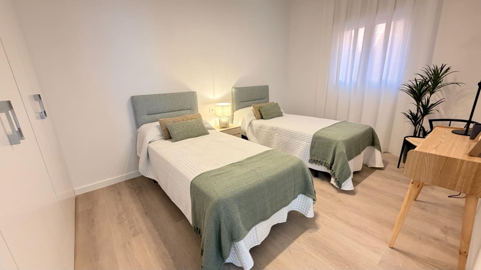 3 slaapkamer Flat te koop in Xeresa met zwembad garage - € 275.000 (Ref: 10181748)