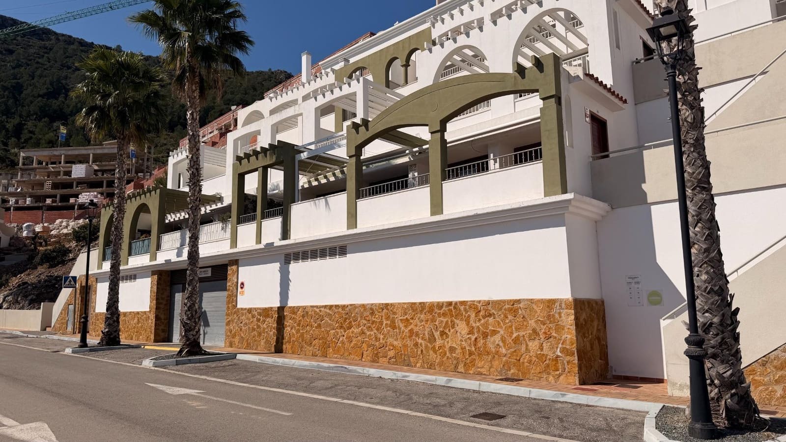 3 slaapkamer Flat te koop in Xeresa met zwembad garage - € 275.000 (Ref: 10181748)