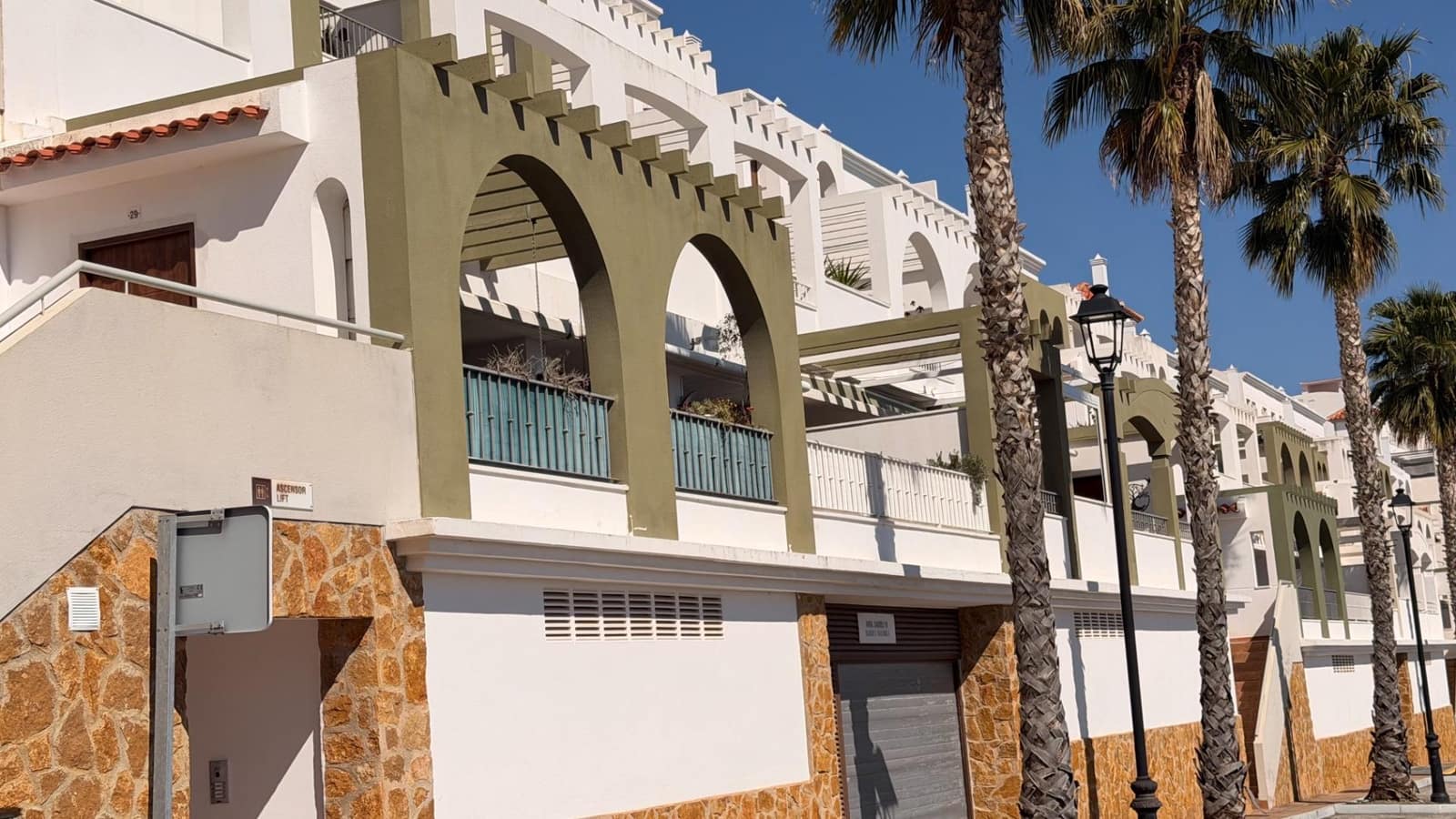 3 slaapkamer Flat te koop in Xeresa met zwembad garage - € 275.000 (Ref: 10181748)
