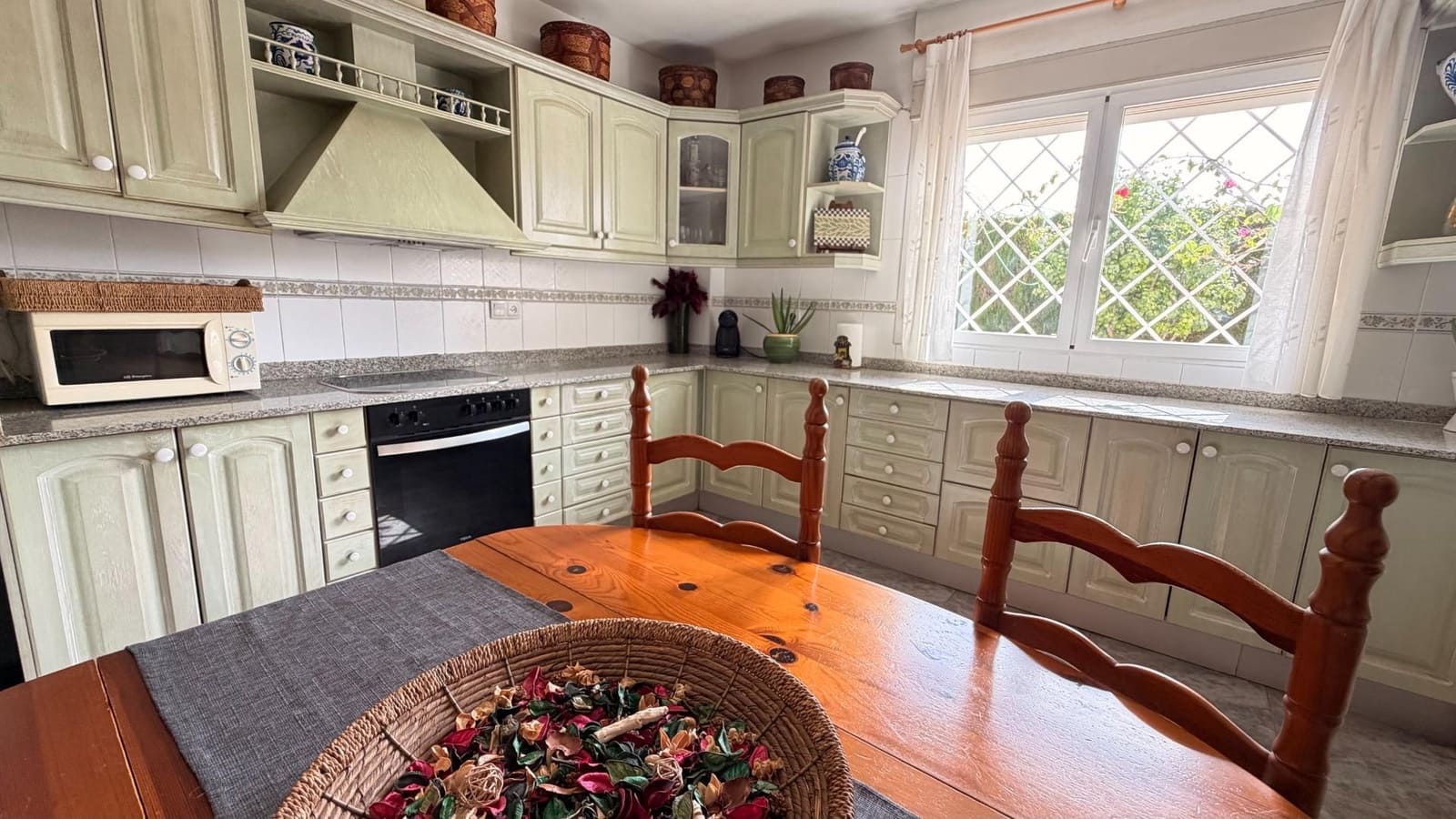 5 sypialnia Willa na sprzedaż w Elche / Elx z basenem garażem - 645 000 € (Ref: 10181750)
