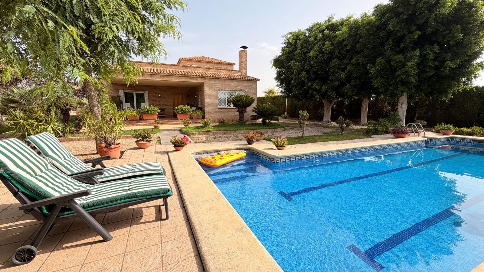 5 sypialnia Willa na sprzedaż w Elche / Elx z basenem garażem - 645 000 € (Ref: 10181750)