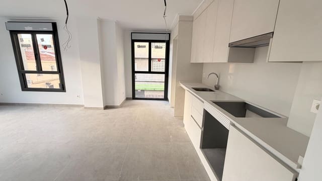 3 makuuhuone Asunto myytävänä paikassa Elche / Elx - 190 000 € (Ref: 10181751)