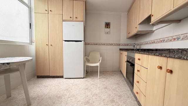 3 Zimmer Wohnung zu vermieten in Playa Levante, Santa Pola - 900 € (Ref: 10181757)