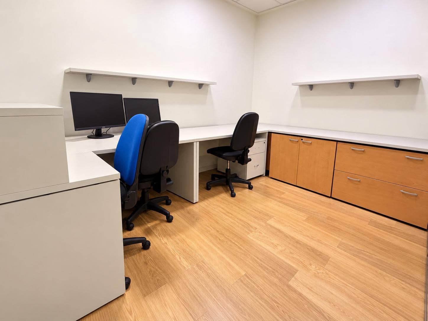 Commercial for sale in Elche / Elx - € 300,000 (Ref: 10181758)