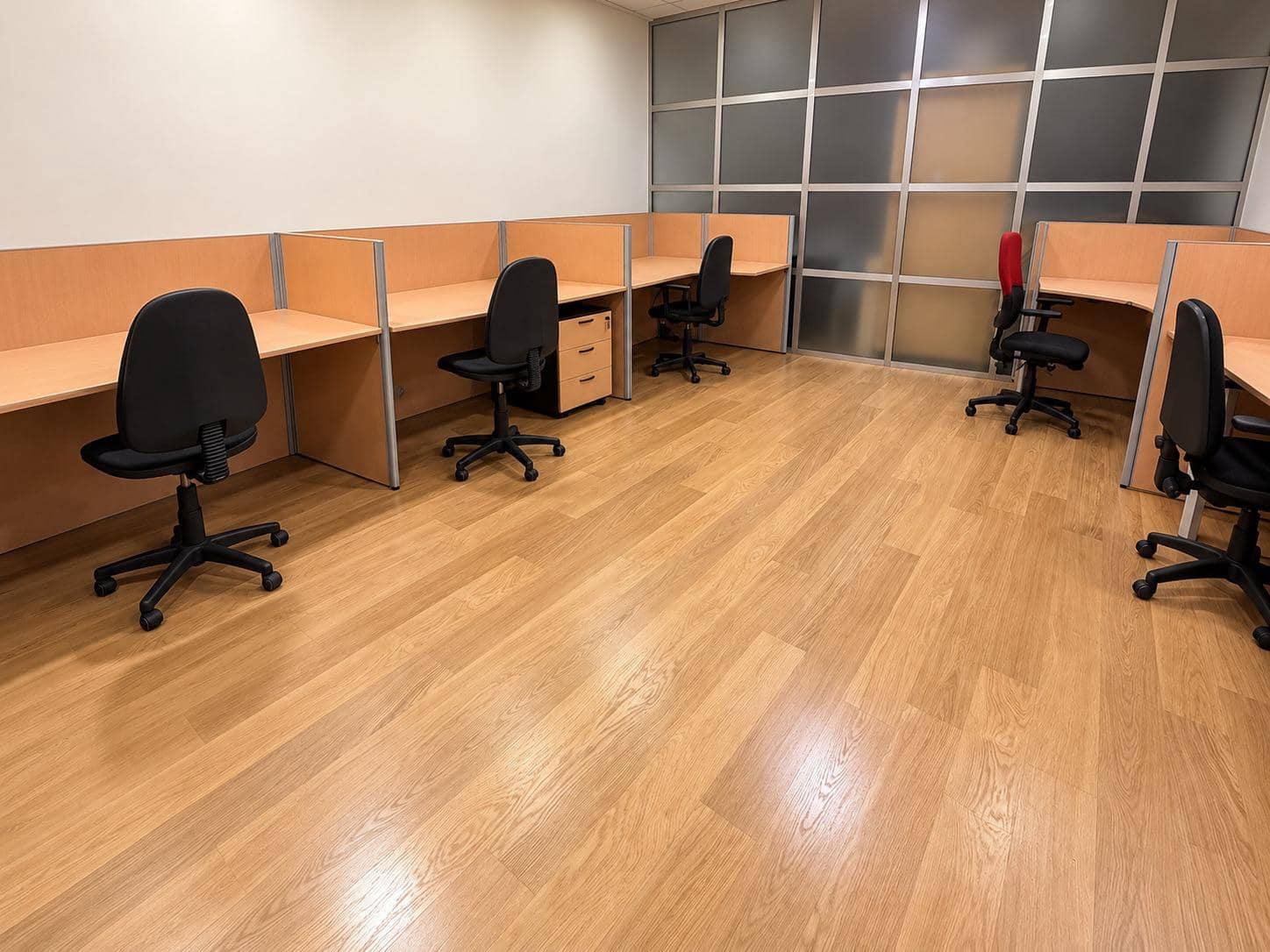 Commercial for sale in Elche / Elx - € 300,000 (Ref: 10181758)