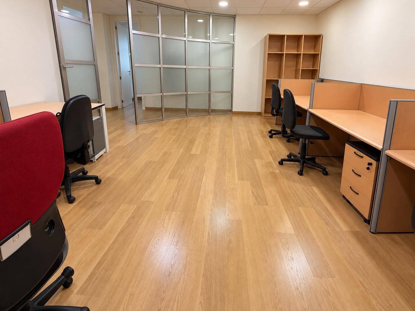Commercial for sale in Elche / Elx - € 300,000 (Ref: 10181758)