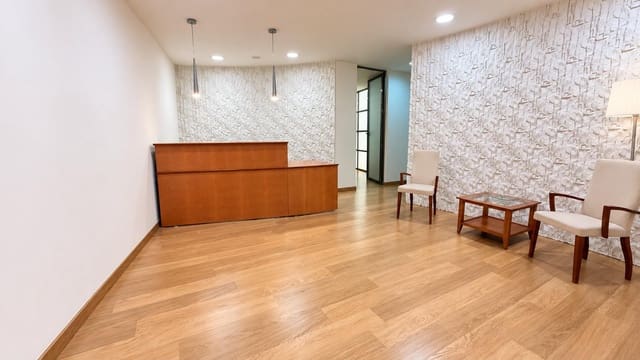 Commercial for sale in Altabix, Elche / Elx - € 300,000 (Ref: 10181758)
