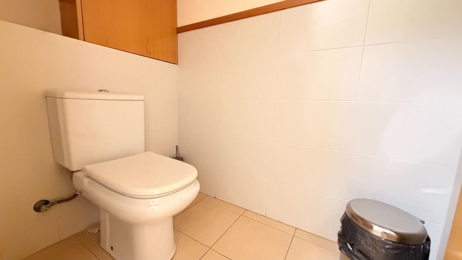 Commercial for sale in Elche / Elx - € 300,000 (Ref: 10181758)