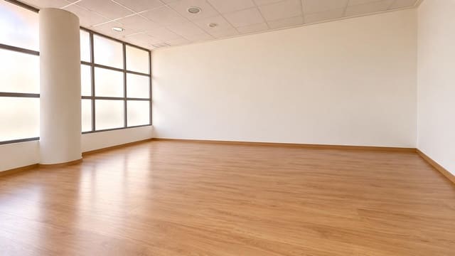 Kaupallinen myytävänä paikassa Altabix, Elche / Elx - 300 000 € (Ref: 10181758)