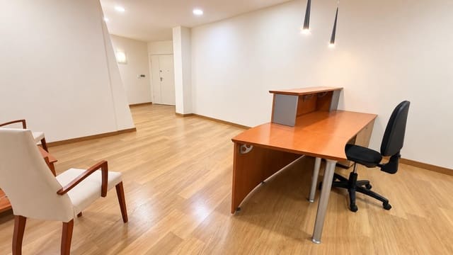 Kaupallinen myytävänä paikassa Altabix, Elche / Elx - 300 000 € (Ref: 10181758)