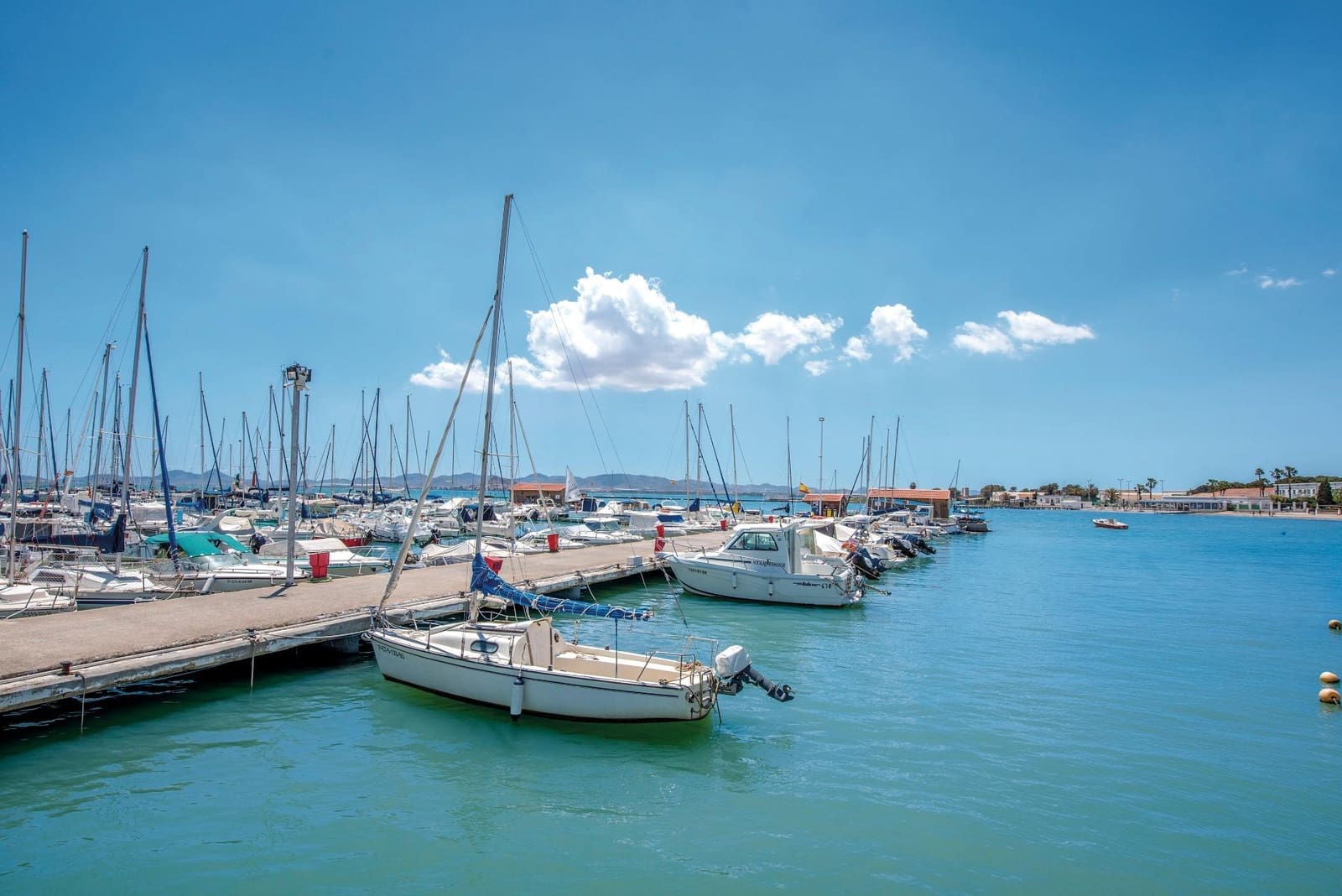 2 soveværelse Lejlighed til salg i Torrevieja med swimmingpool garage - € 335.000 (Ref: 10181760)