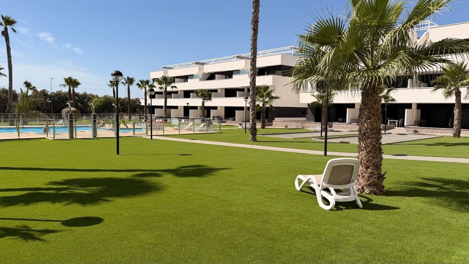2 bedroom Apartment for sale in Guardamar del Segura with pool garage - € 226,000 (Ref: 10181763)