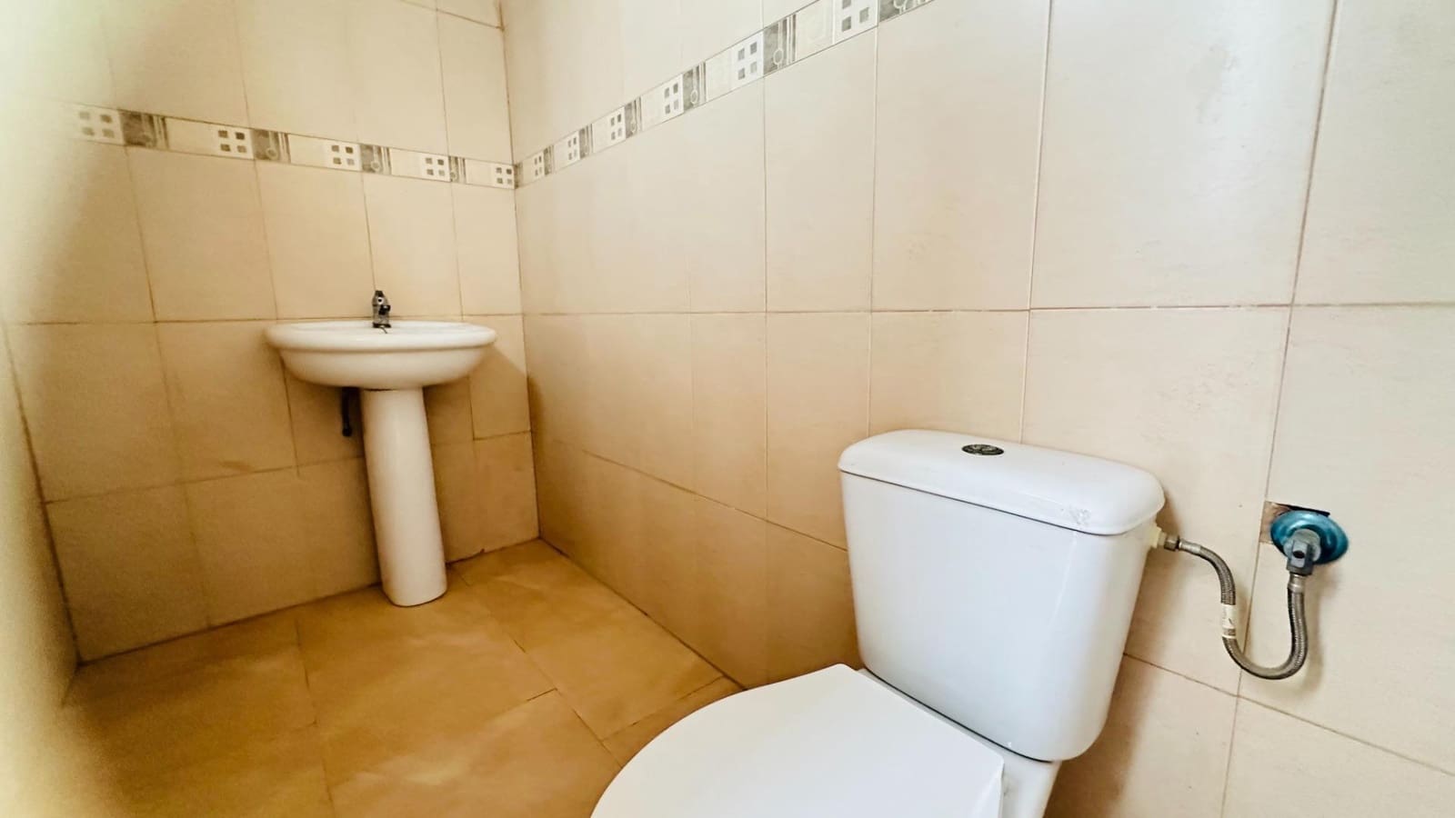 Erhverv til salg i Elche / Elx - € 80.000 (Ref: 10181770)