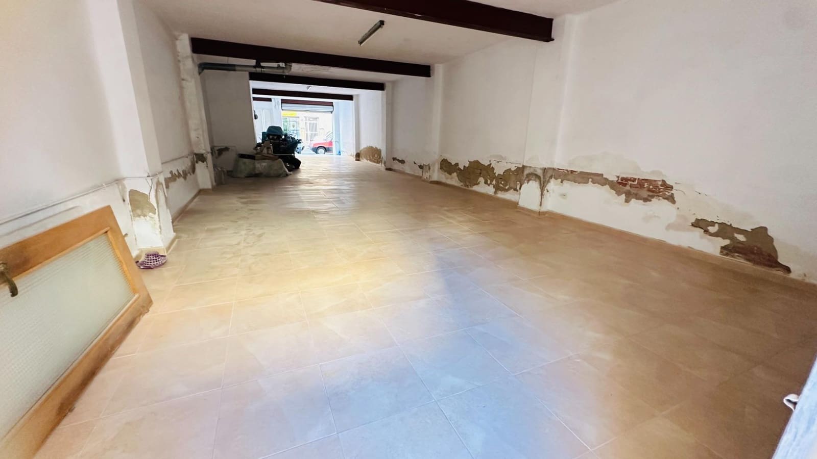 Erhverv til salg i Elche / Elx - € 80.000 (Ref: 10181770)