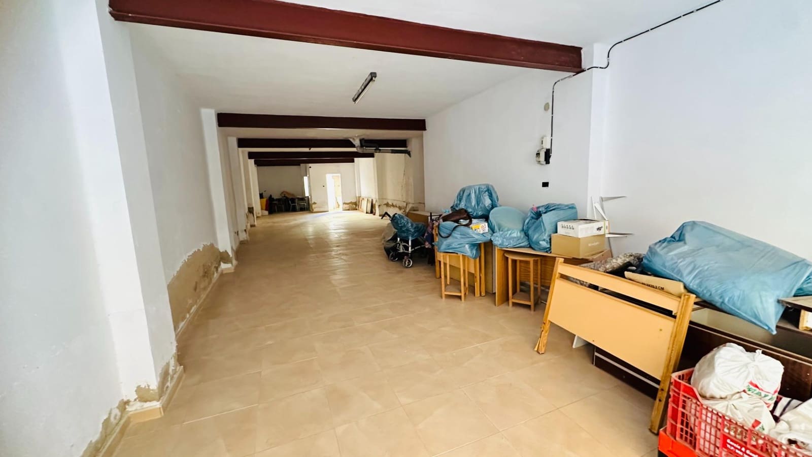 Erhverv til salg i Elche / Elx - € 80.000 (Ref: 10181770)