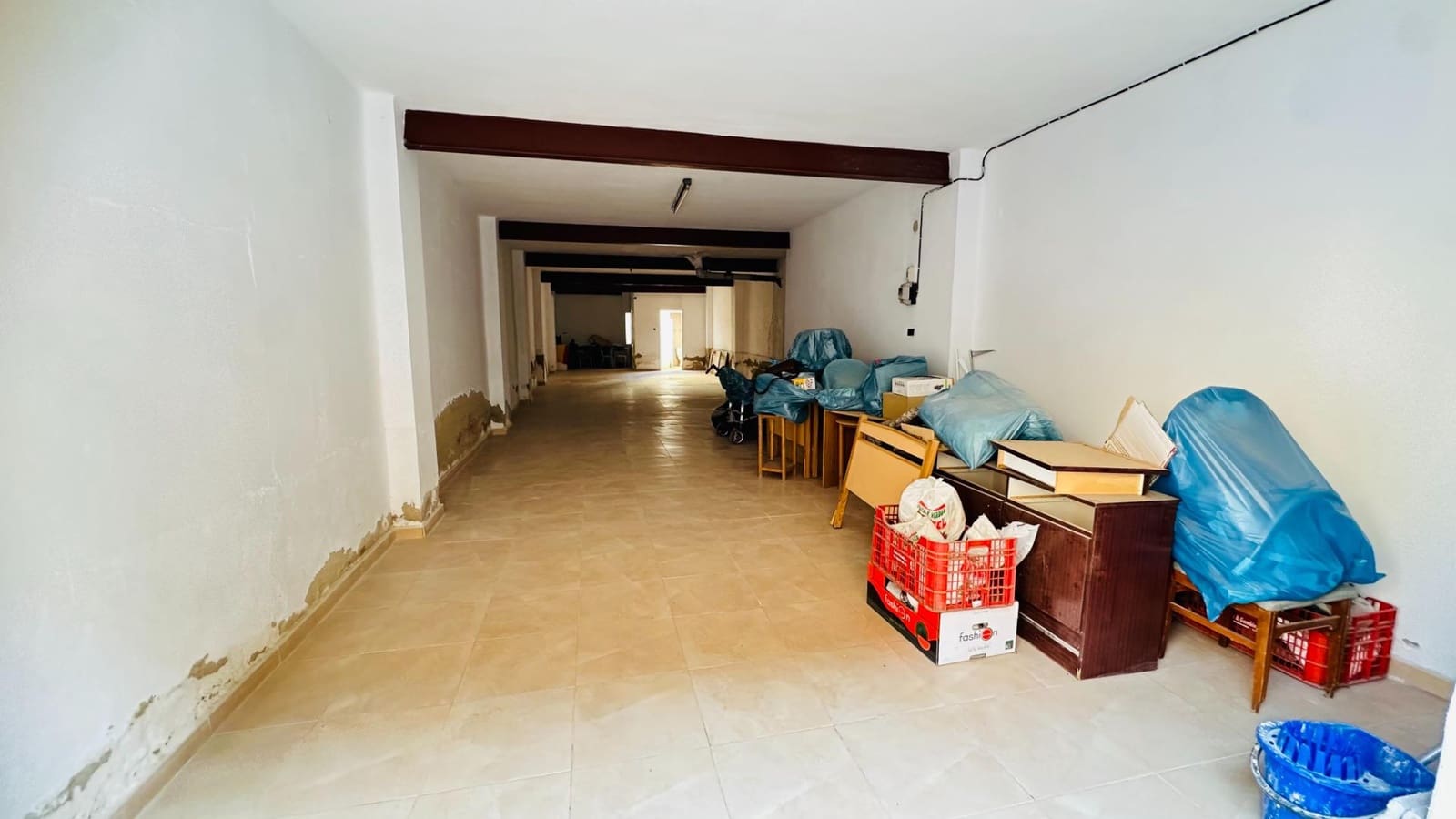 Erhverv til salg i Elche / Elx - € 80.000 (Ref: 10181770)
